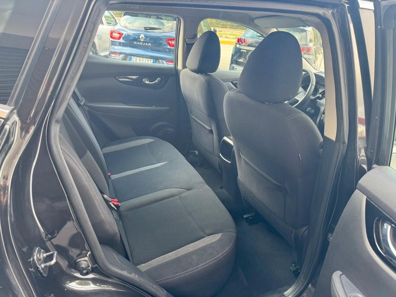 Nissan Qashqai 1.5 dCi 115 CV Business