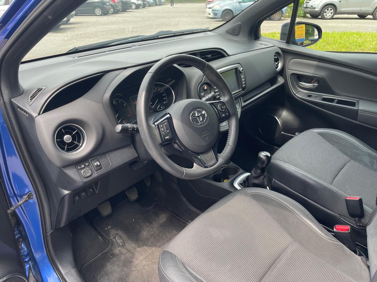 Toyota Yaris 1.0 5 porte*Neopatentati*Cerchi*