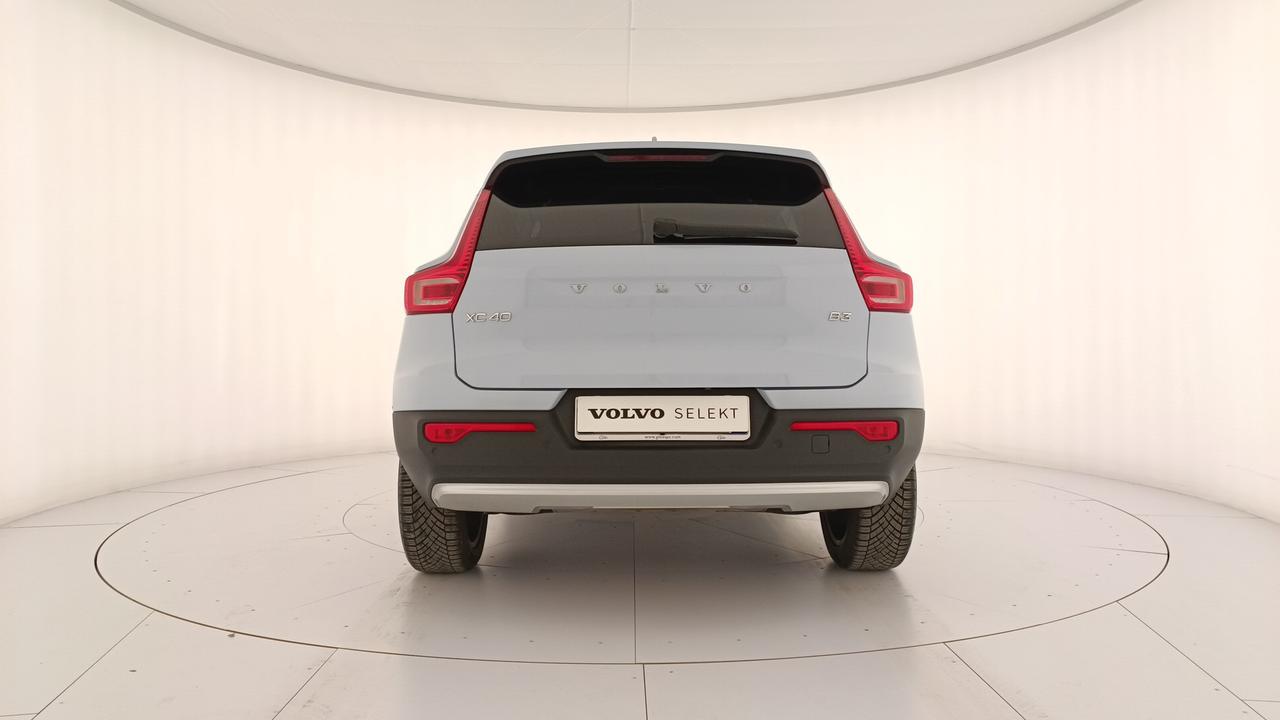 VOLVO XC40 2.0 b3 Core auto