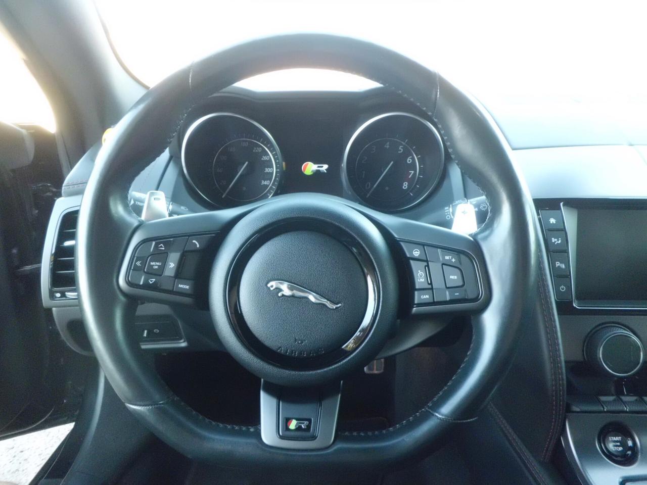 Jaguar F-Type 5.0 V8 aut. AWD Coupé R