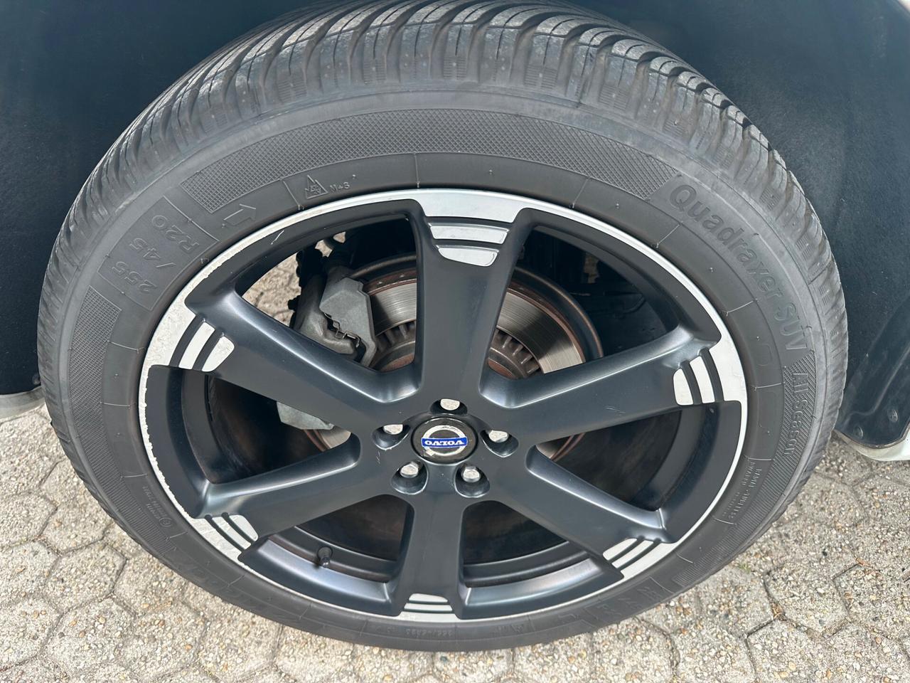 Volvo XC 60 2.4 D4 Momentum AWD 163CV Geartronic*EURO5*NAVI