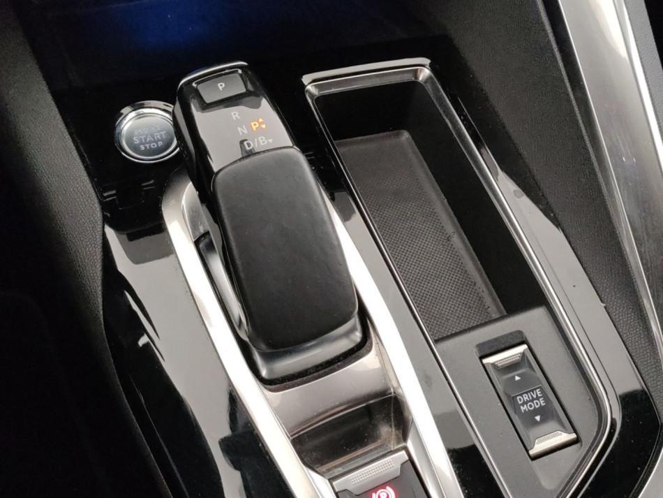 Peugeot 3008 1.6 HYbrid4 GT Line 4x4 e-EAT8