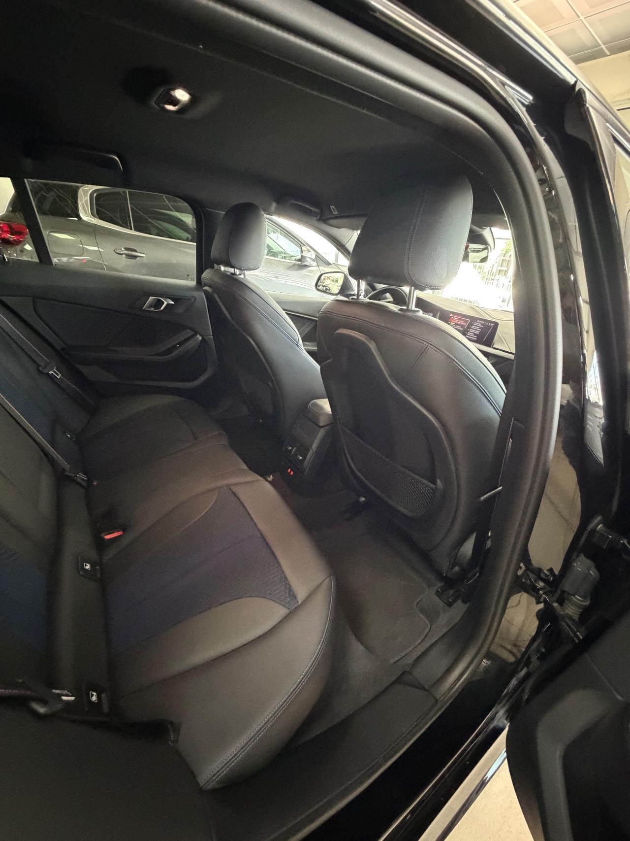 Bmw 118 118d 5p. Msport 150CV 2023