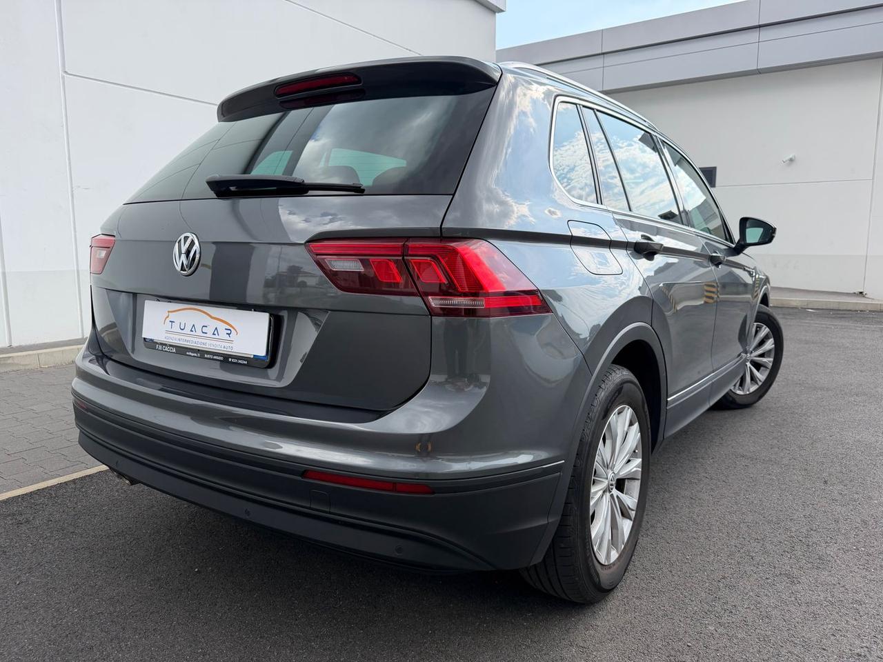 Volkswagen Tiguan 1.6 TDI Busines #11515