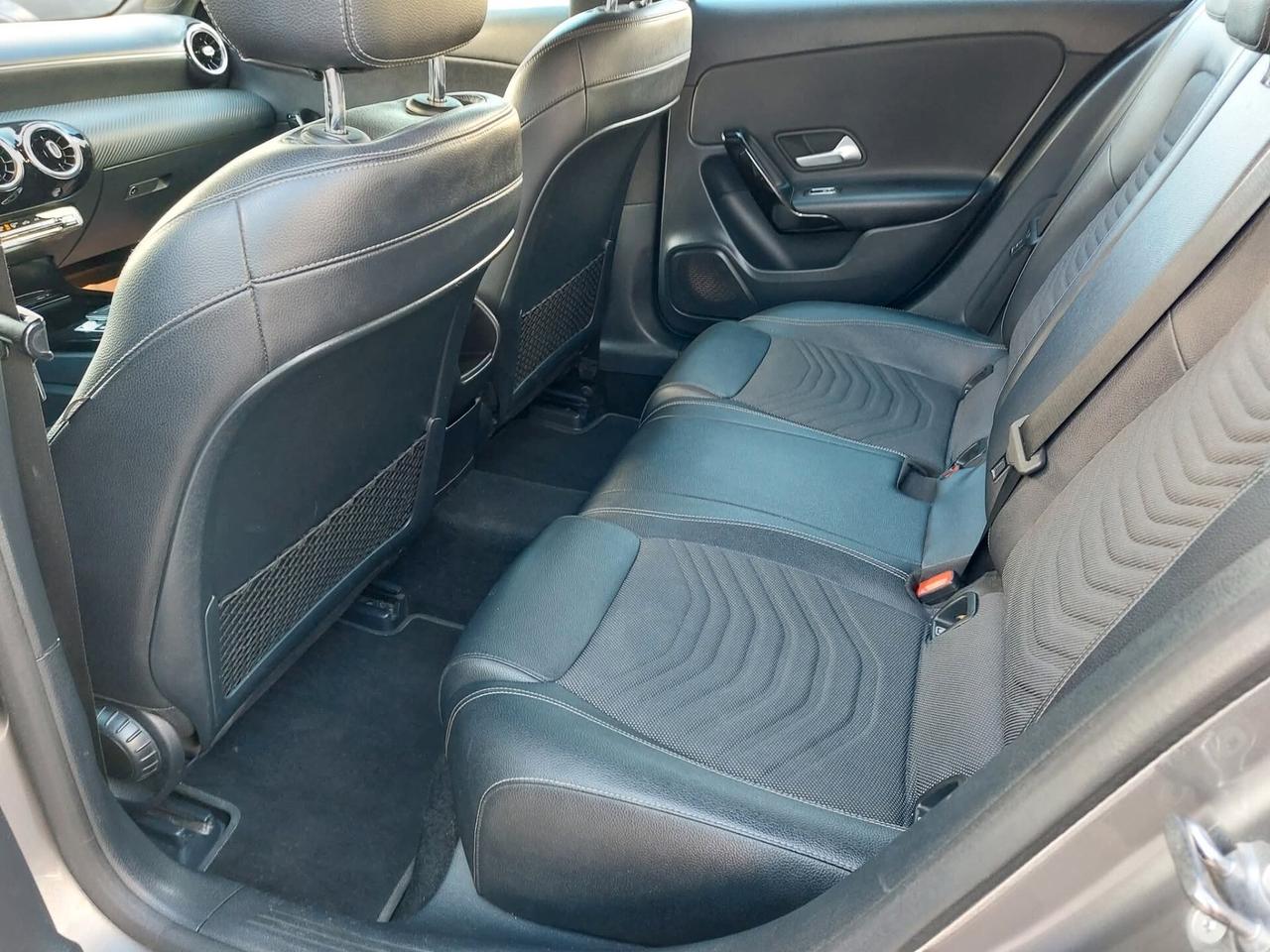 Mercedes-benz A 180 d Sport pelle,led