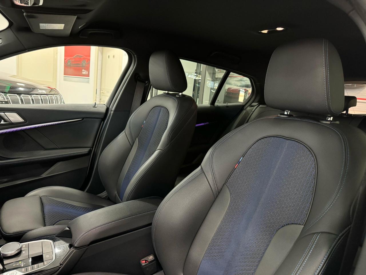 Bmw 116 116d 5p. Msport