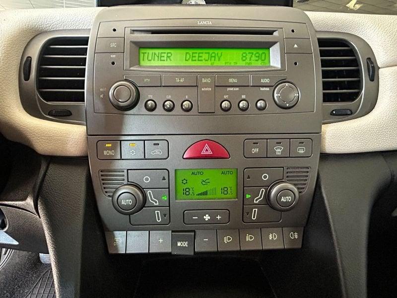 Lancia Ypsilon YPSILON 1.2 16V PLATINO