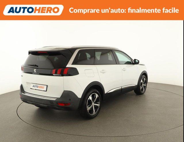 PEUGEOT 5008 BlueHDi 120 S&S Allure