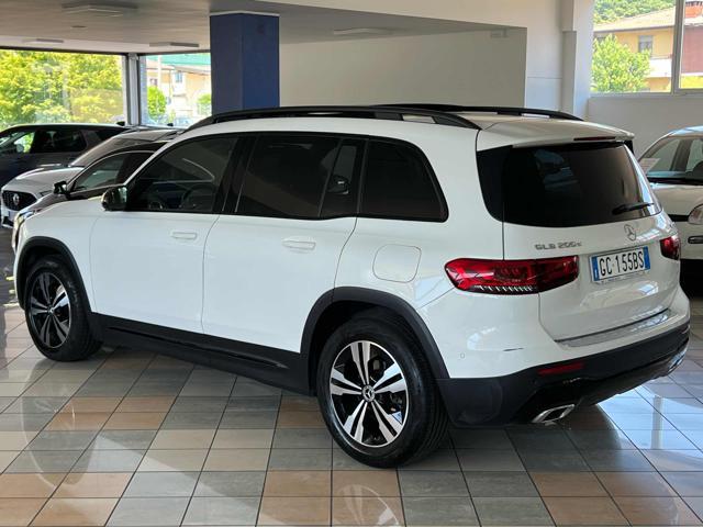 MERCEDES-BENZ GLB 200 d Automatic 4Matic Sport Plus