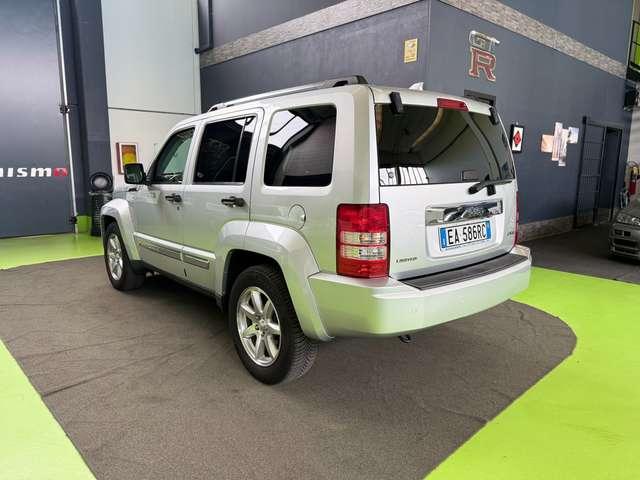 Jeep Cherokee Cherokee IV 2008 2.8 crd Limited auto dpf