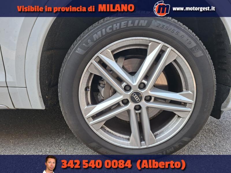 Audi Q5 Sportback 40 2.0 tdi mhev 12V S line quattro s-tronic