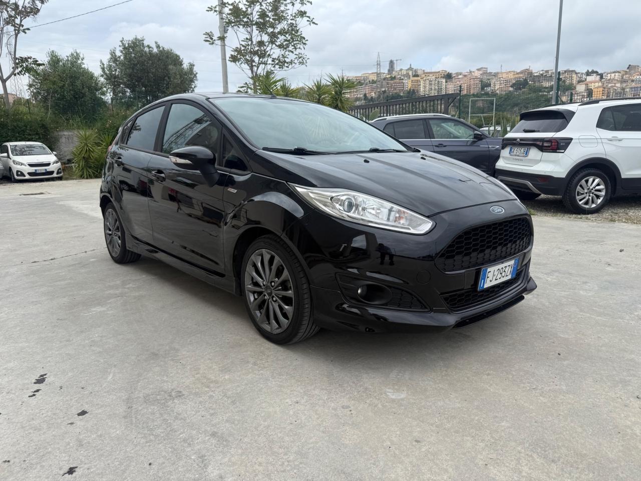 Ford Fiesta 1.5 TDCi 5 porte ST-Line