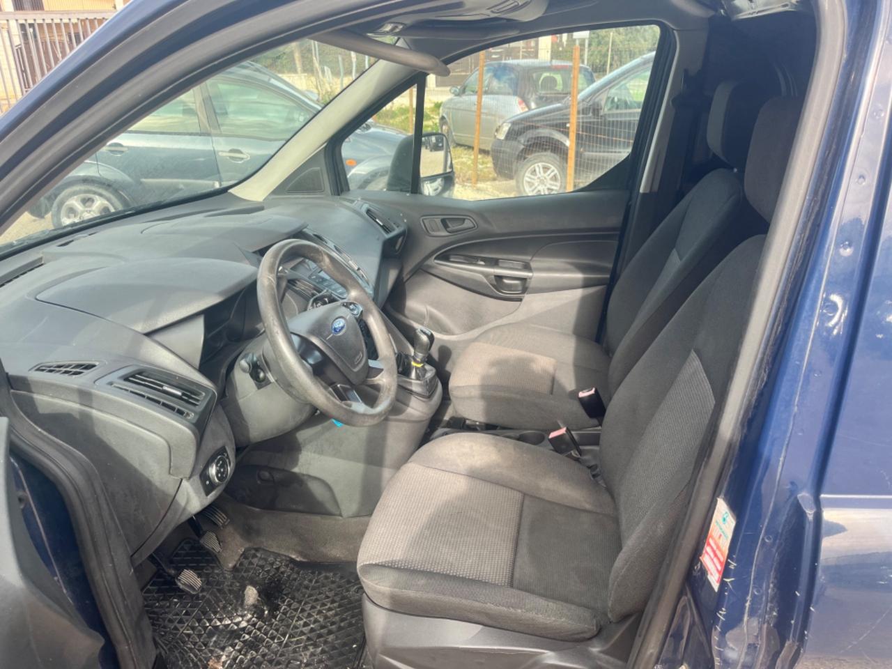 Ford Tourneo Courier 1.5 TDCI 75 CV Plus