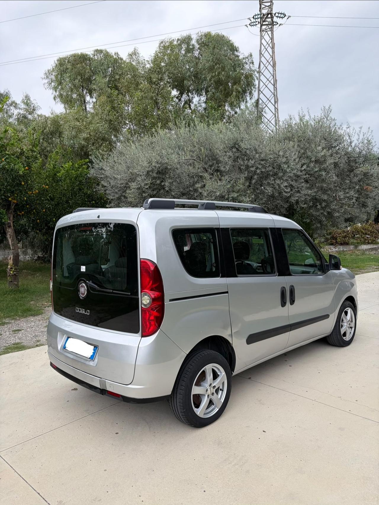 FIAT DOBLO 1.6 MTJ 105CV 7 POSTI CHIAMA INTROVABIL