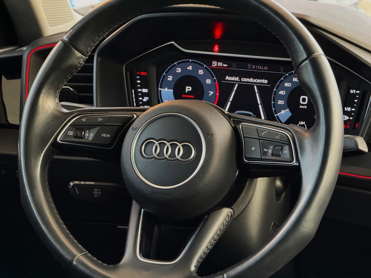 Audi A1 Citycarver 30 TFSI Identity Contrast S-tronic