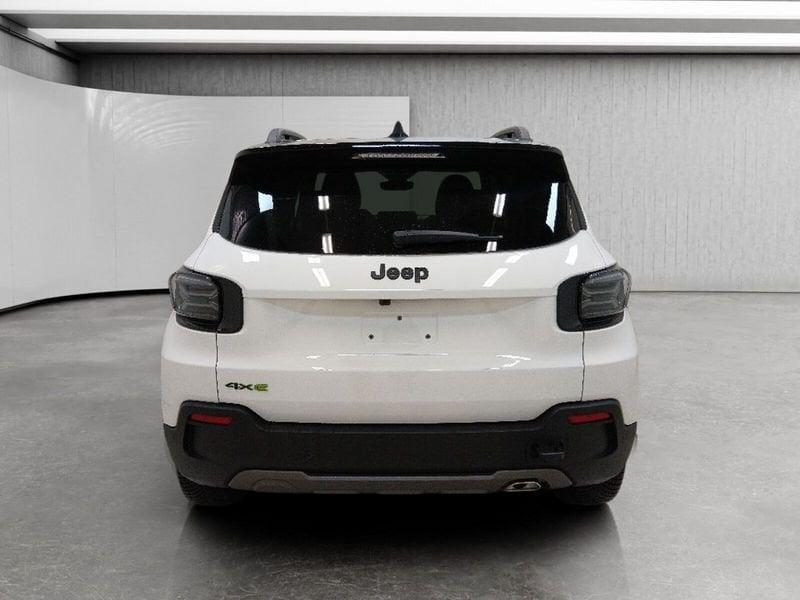 Jeep Avenger 1.2 turbo e-hybrid mhev The North Face 4xe 145cv edct6