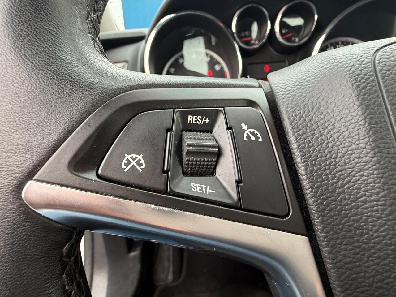 Opel Astra 1.4 Turbo 140CV Sports Tourer GPL Tech Cosmo