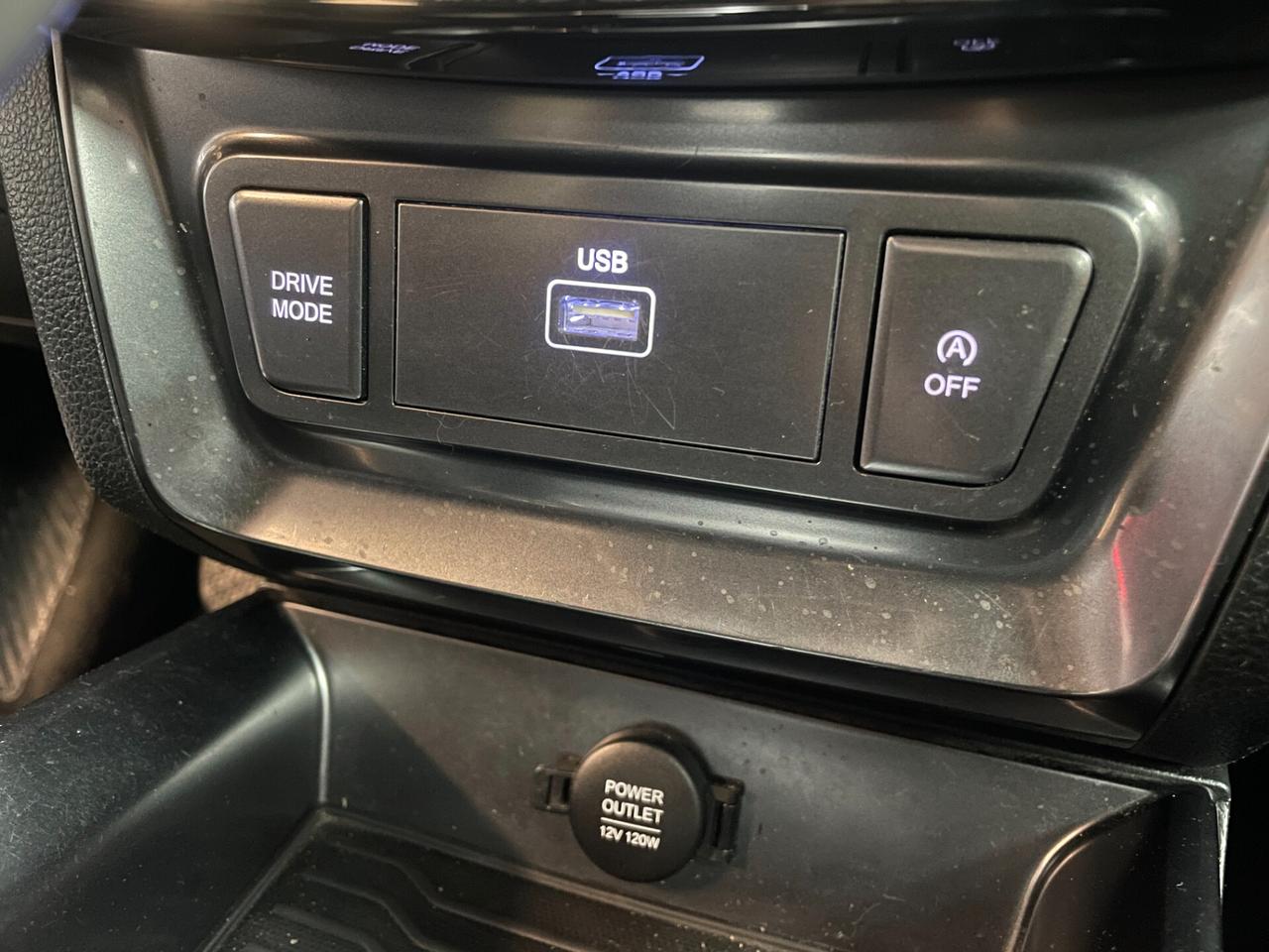 Ssangyong Tivoli UNICO PROPRIETARIO - AUTOMATICA