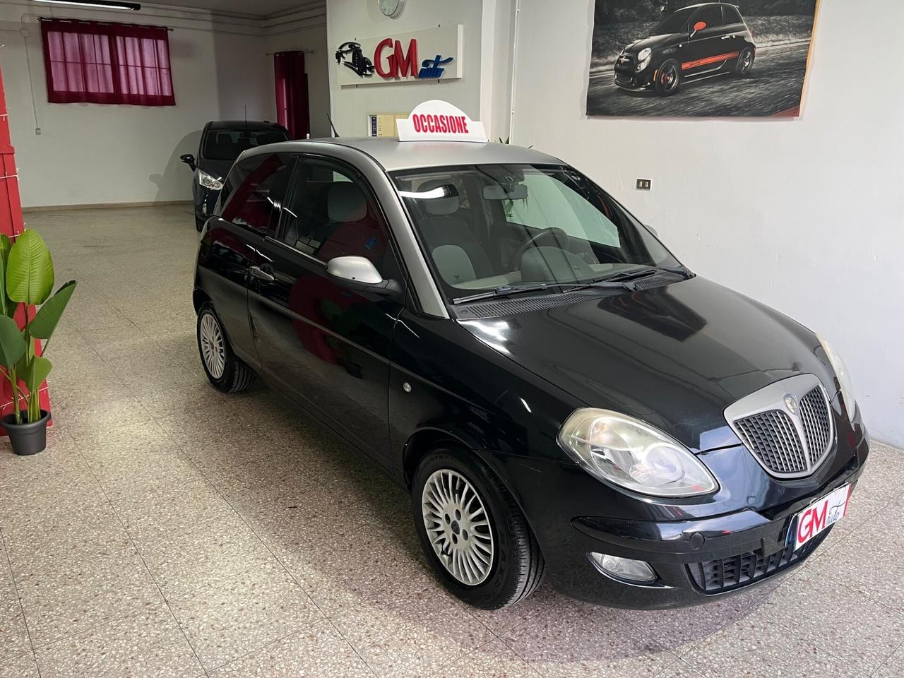 Lancia Ypsilon 1.3 Multijet 16V Platino