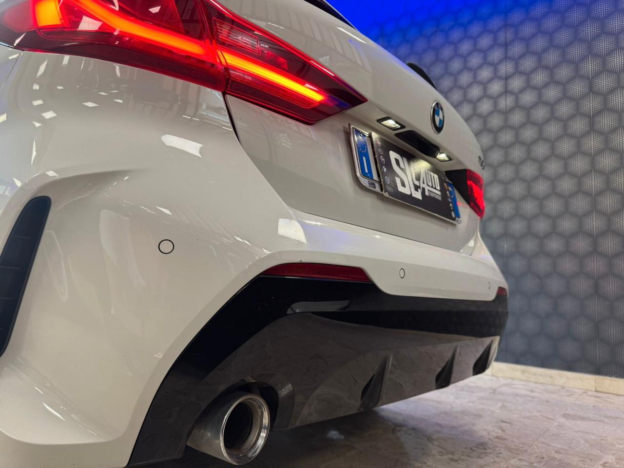 Bmw 116 116d 5p. Msport