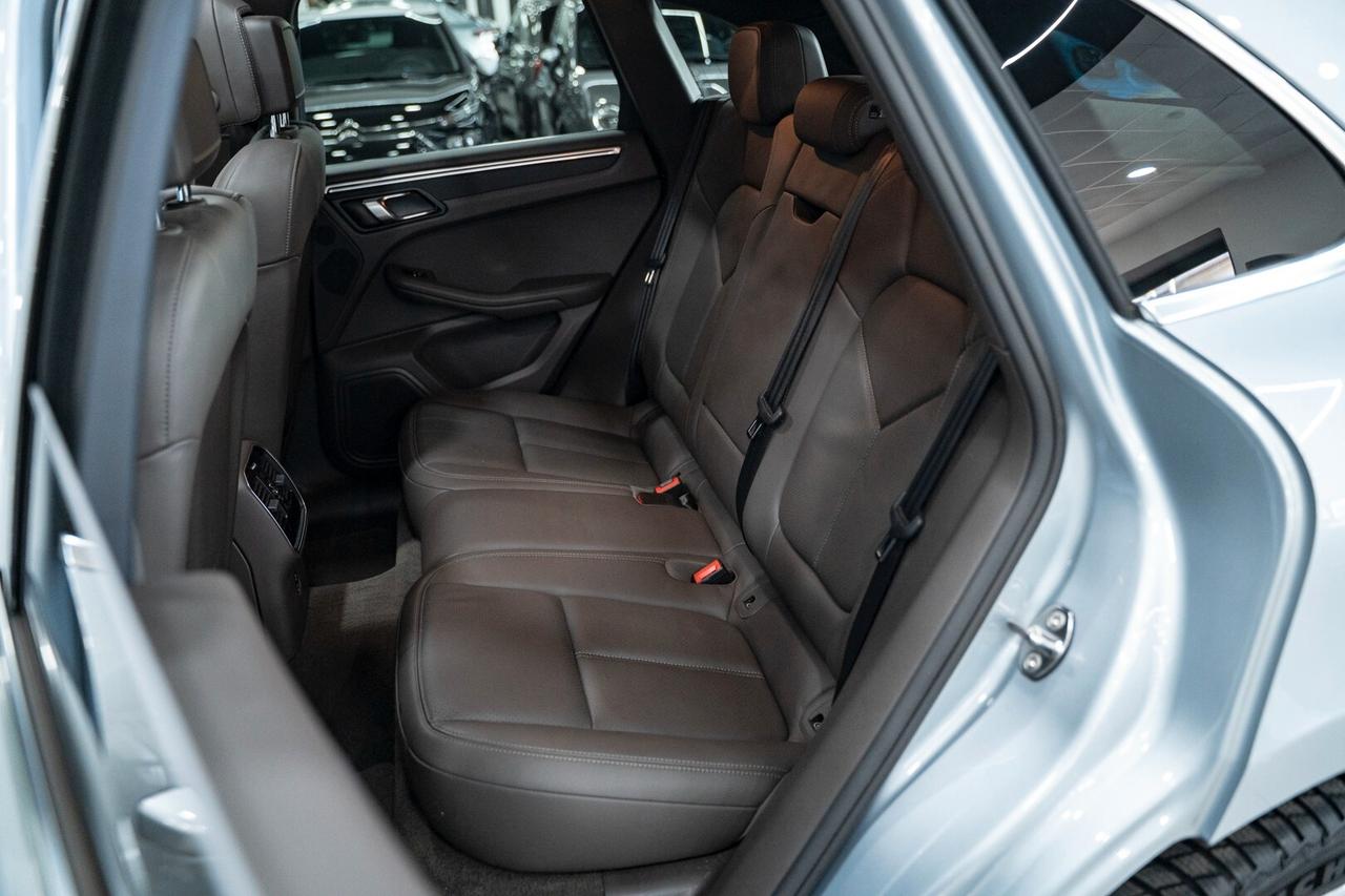 Porsche Macan 2.0 245 CV PDK 21" TETTO SOSP. PACK CHRONO PELLE X