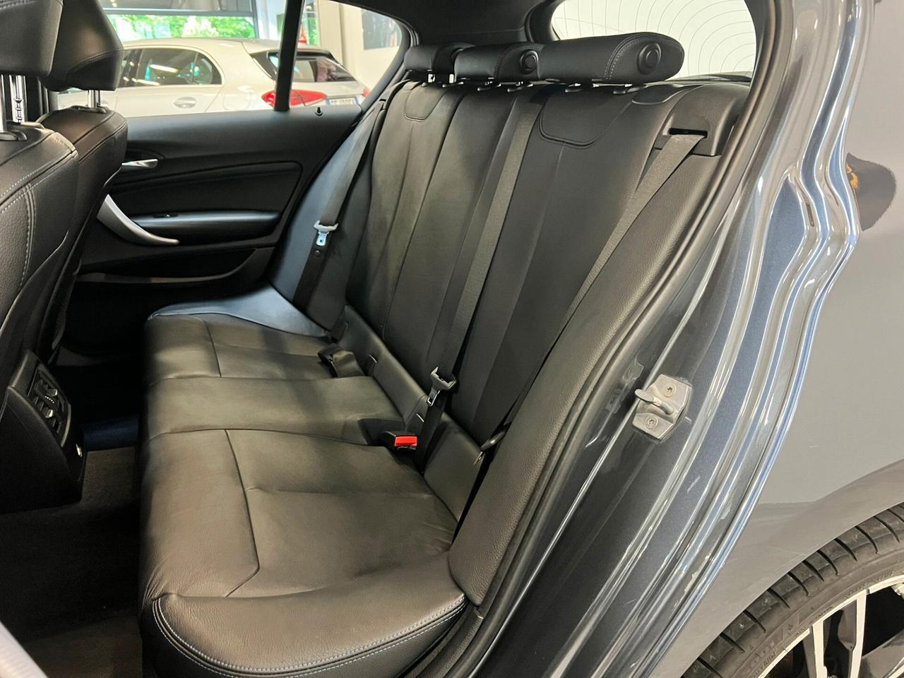 Bmw 118 118d 5p. Msport