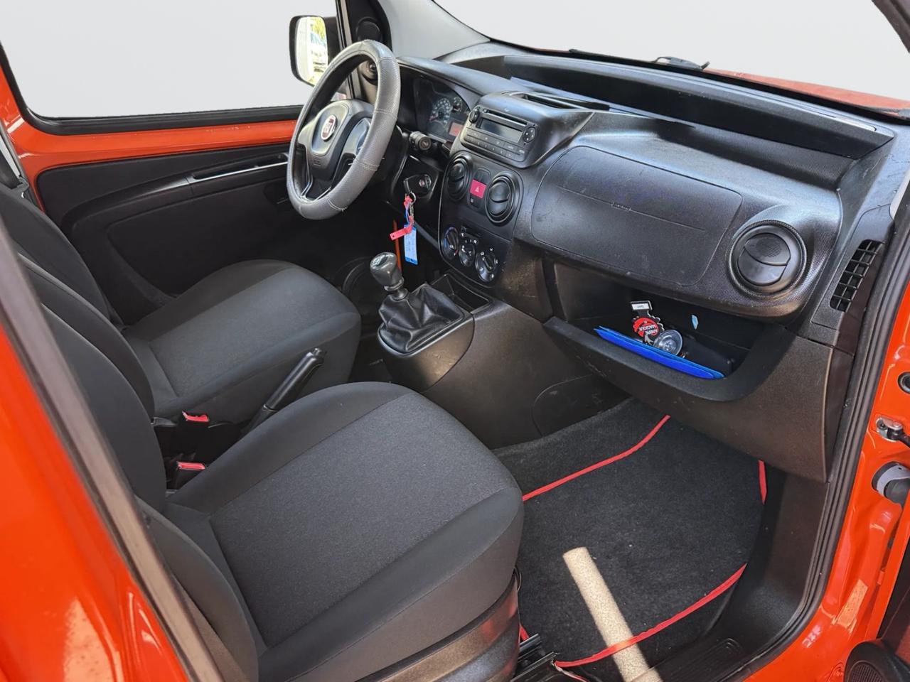Fiat QUBO TREKKING 1.4 METANO 70 CV5 POSTI *NEOPATENTATI*