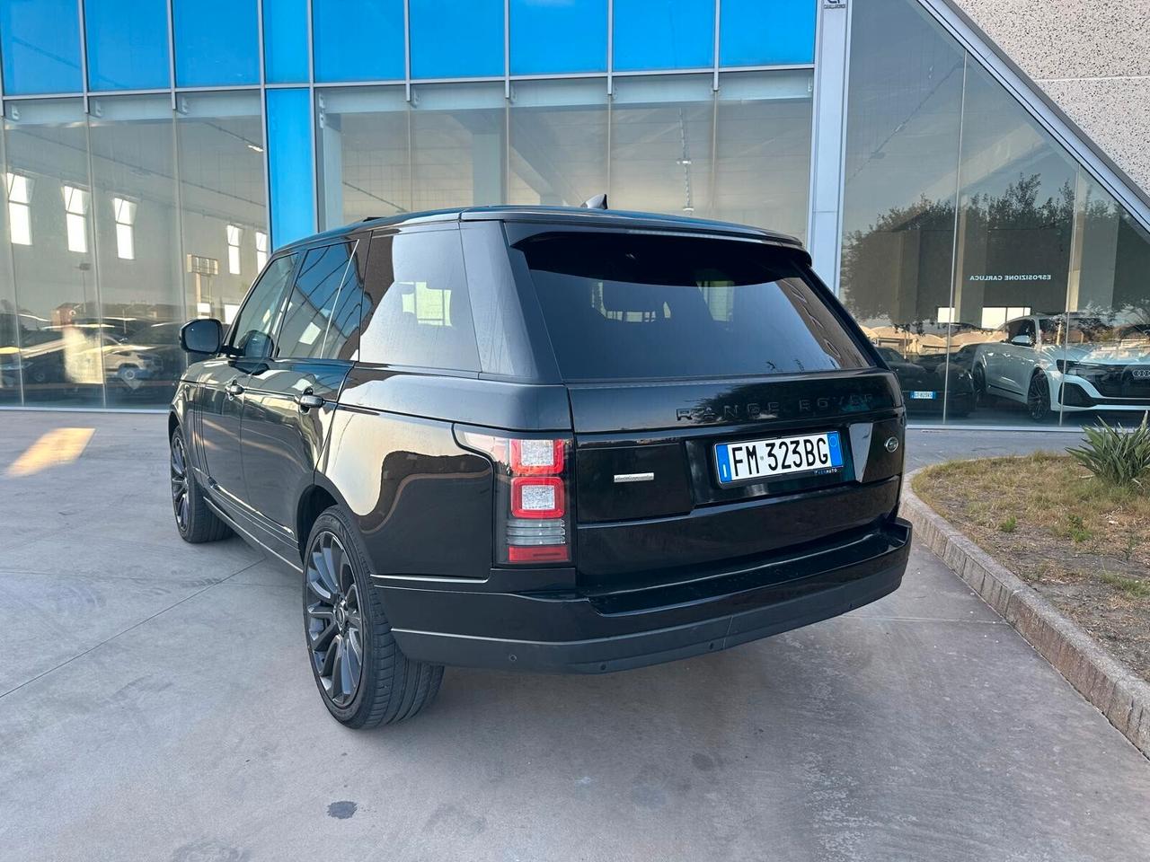 Land Rover Range 3.0 TDV6 Autobiography possibilità noleggio no scoring