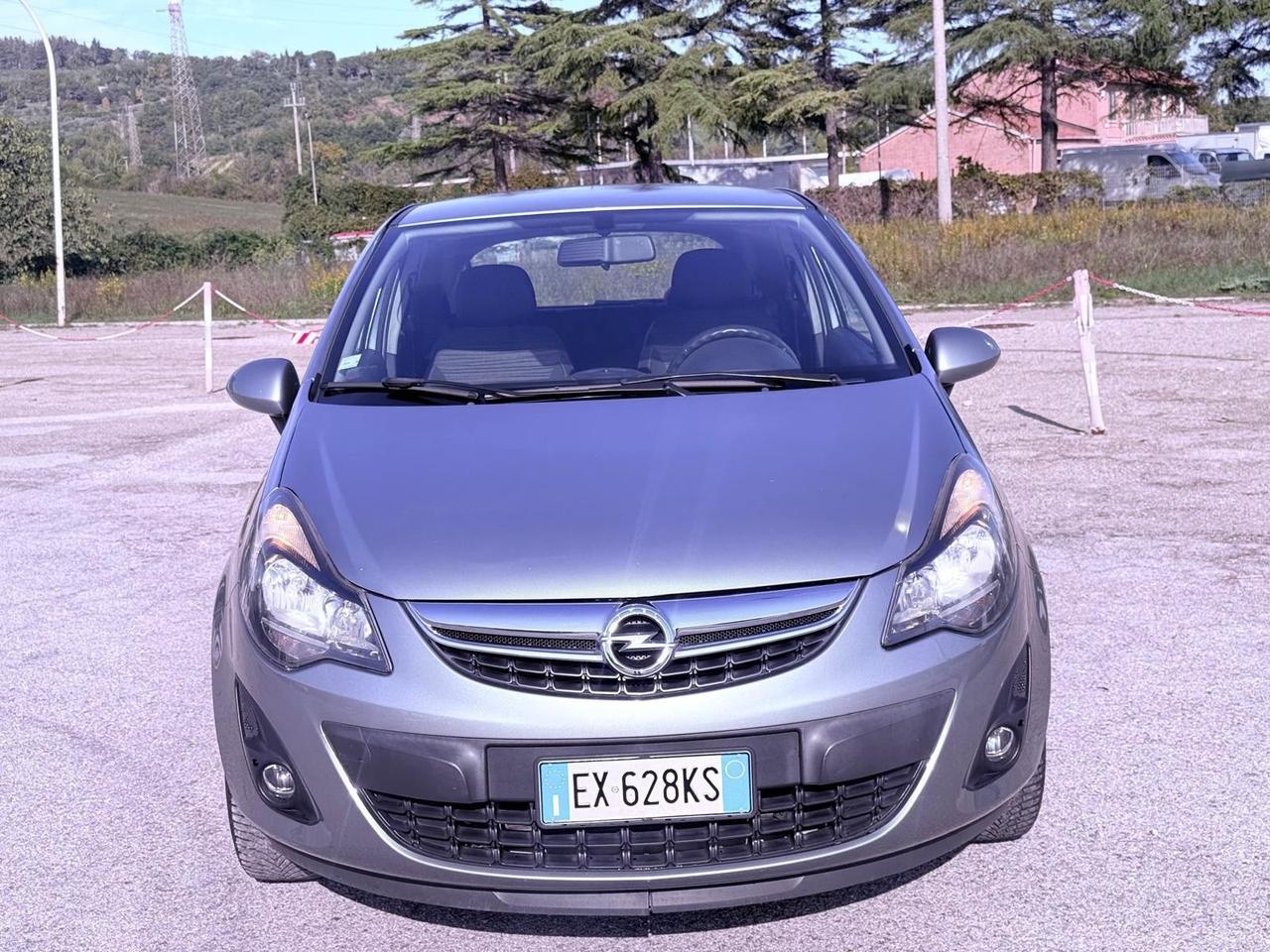 Opel Corsa 1.4 16V 3 porte b-color Ok neopatentati