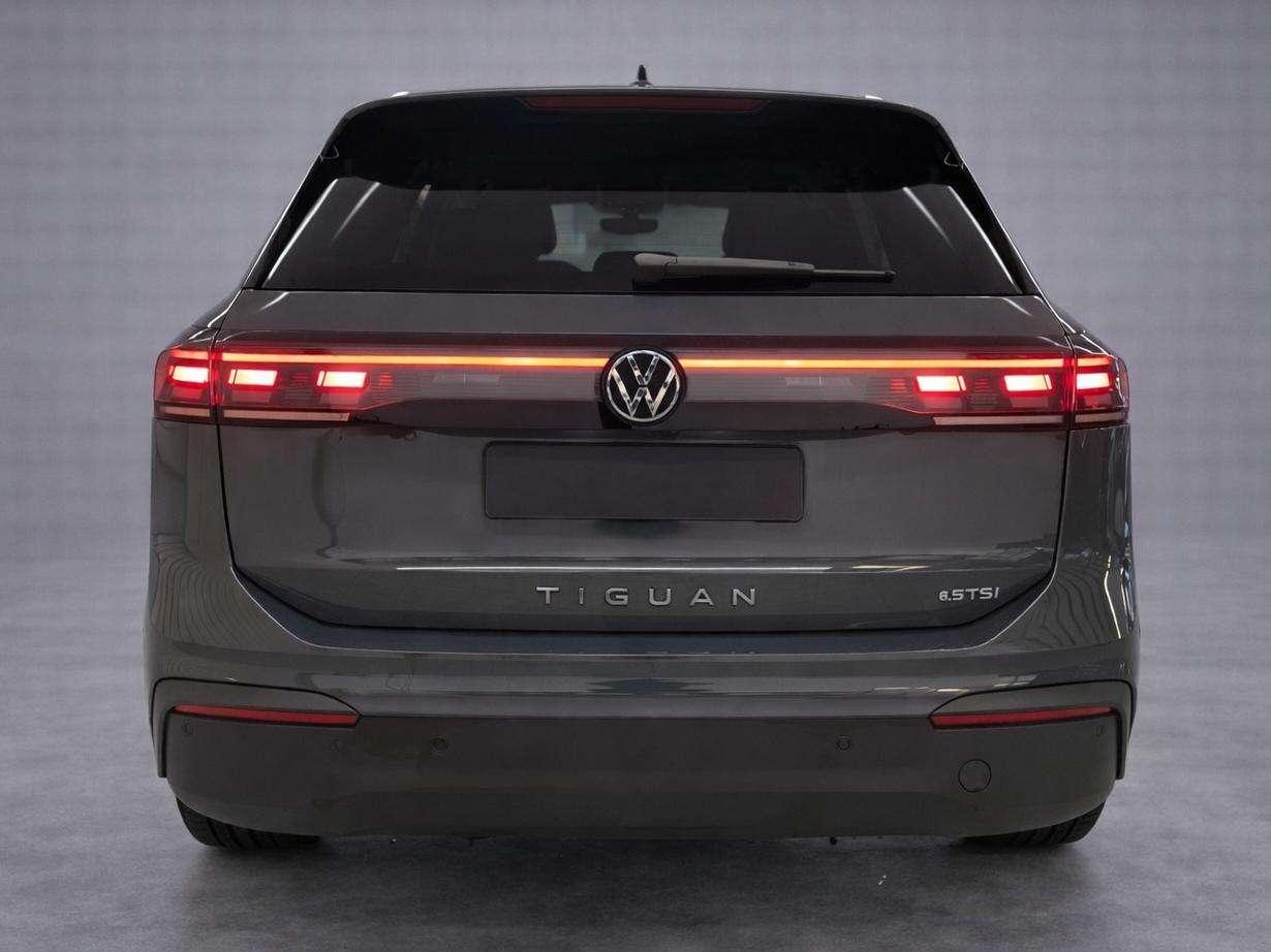 Volkswagen Tiguan Tiguan III 2024 1.5 etsi R-Line 150cv dsg