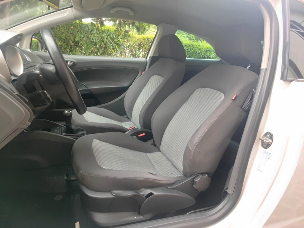 Seat Ibiza 1.4 Benz euro 4 neopatentati