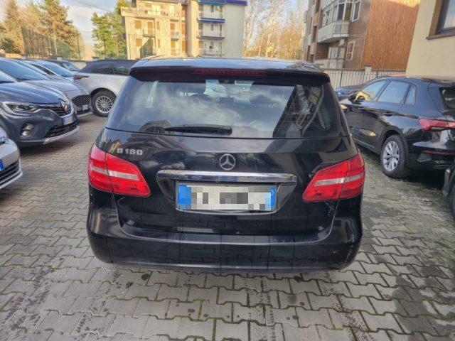 MERCEDES-BENZ B 180 Executive