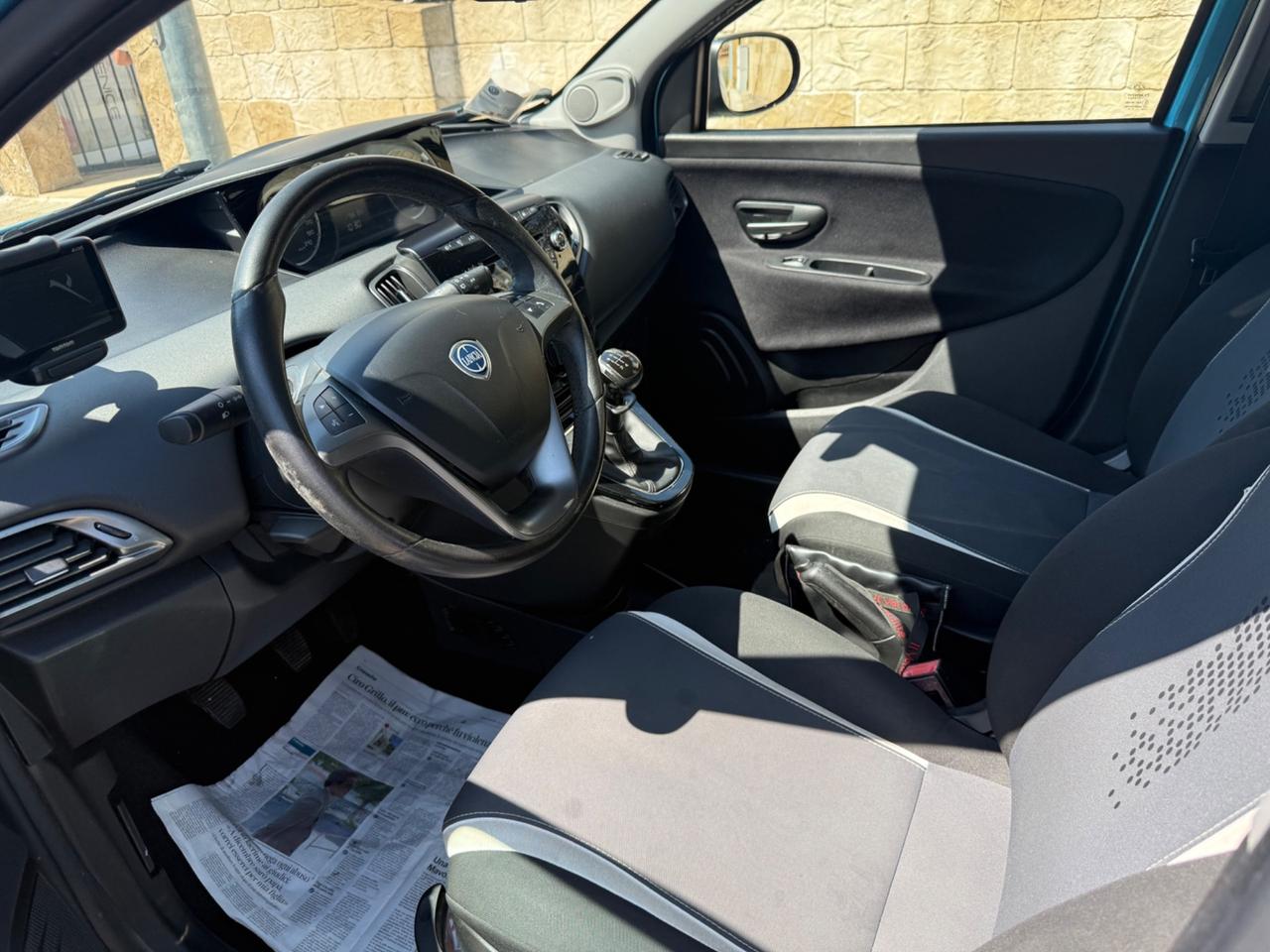 Lancia Ypsilon 1.2 69 CV 5 porte GPL Ecochic Gold