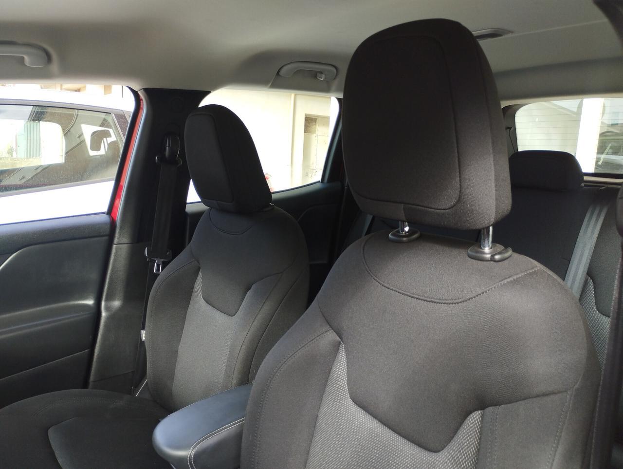 Jeep Renegade 1.6 Mjt 130 CV Longitude
