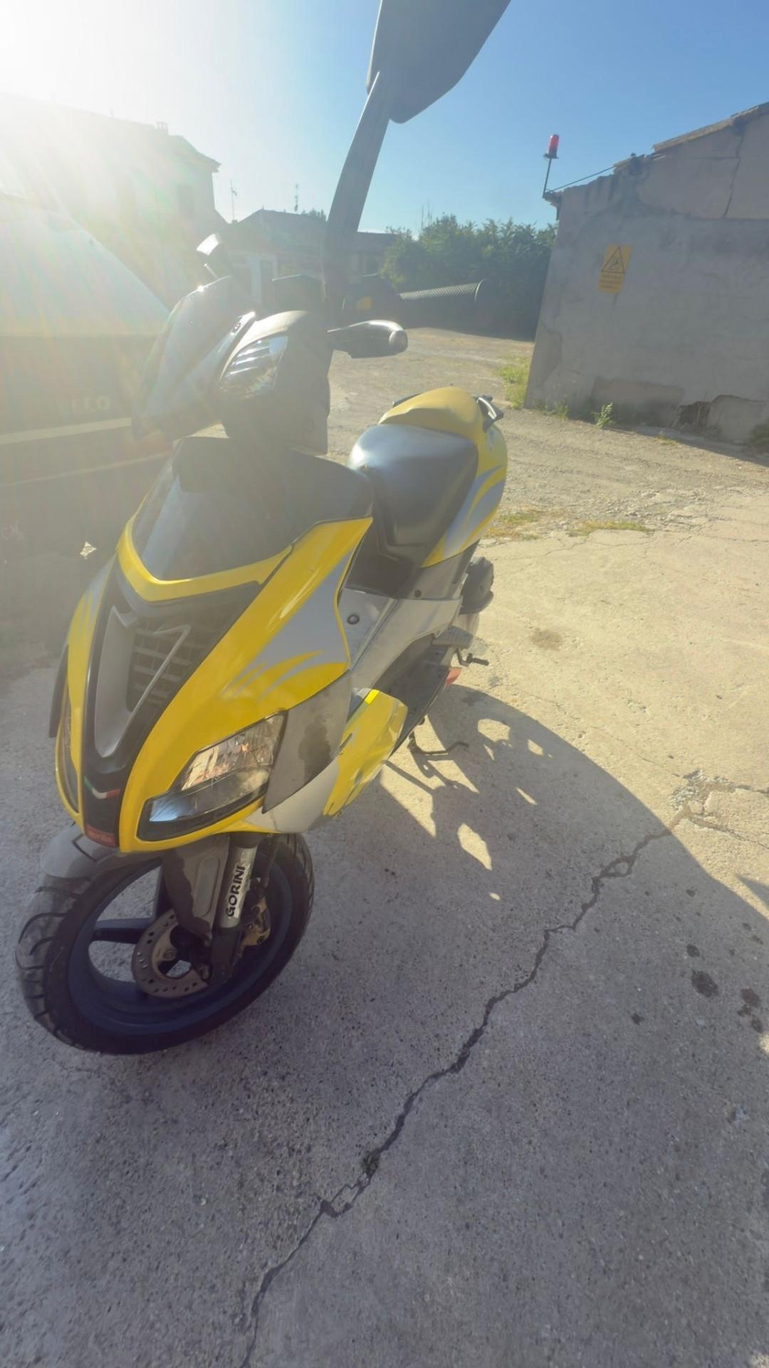 Aprilia SR 50 Factory