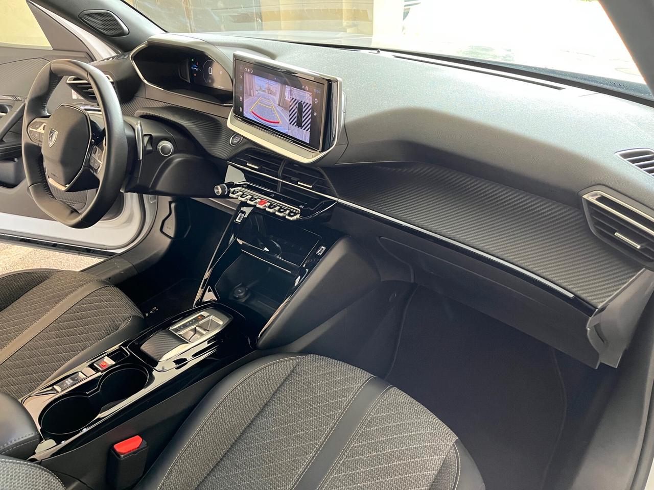 Peugeot 2008 BlueHDi 130 S&S EAT8 Allure