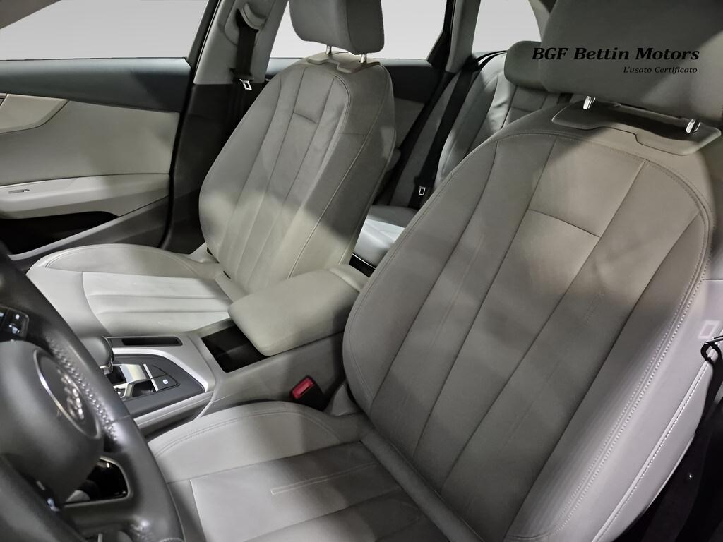 Audi A4 Avant 45 2.0 tfsi mhev Business Advanced quattro 245cv s-tronic