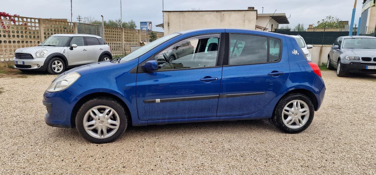 Renault Clio 1.2 16V TCE 100CV 5 porte Le Iene