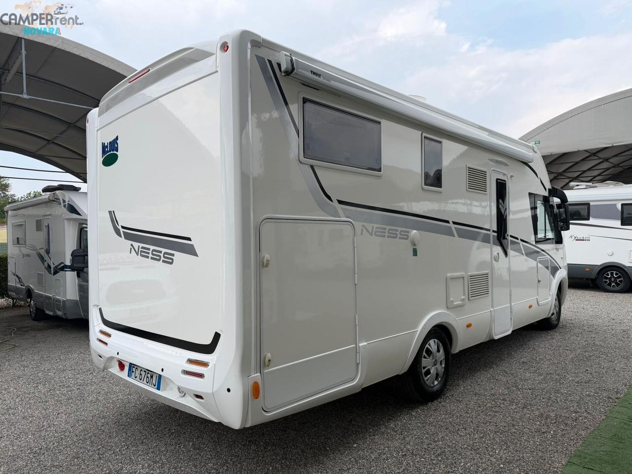 MCLOUIS NESS 73G - MOTORHOME CON LETTI GEMELLI IN CODA