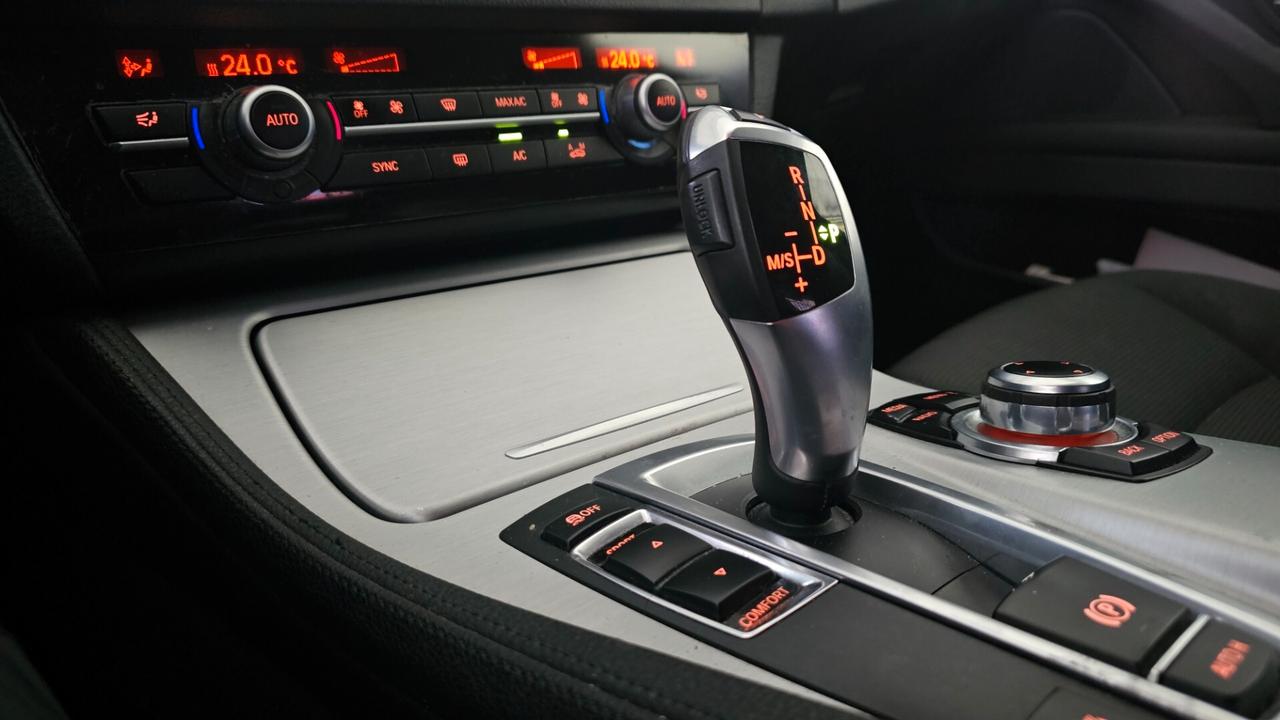 Bmw 318 318d xDrive Luxury