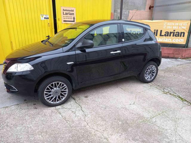 LANCIA Ypsilon 0.9 85 CV 5 porte Metano Ecochic Gold NEOPATENTAT