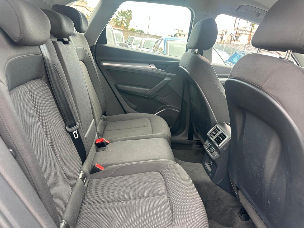 Audi Q5 2.0 TDI 150 CV Sport-05/2018