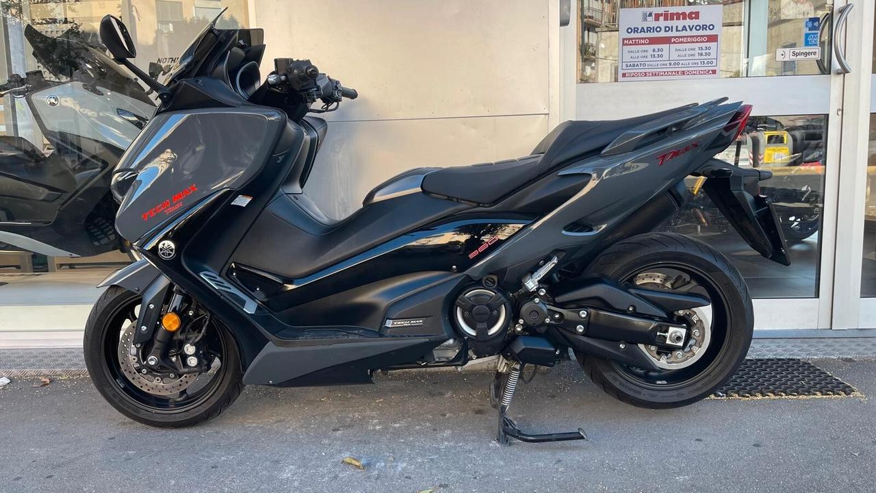 Yamaha TMAX 560