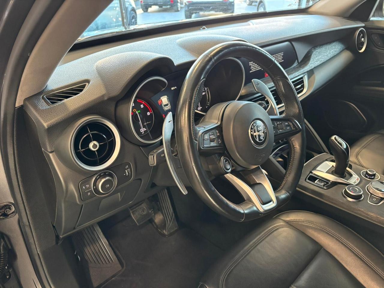 Alfa Romeo Stelvio 2.2 Turbodiesel 160 CV AT8 RWD Business