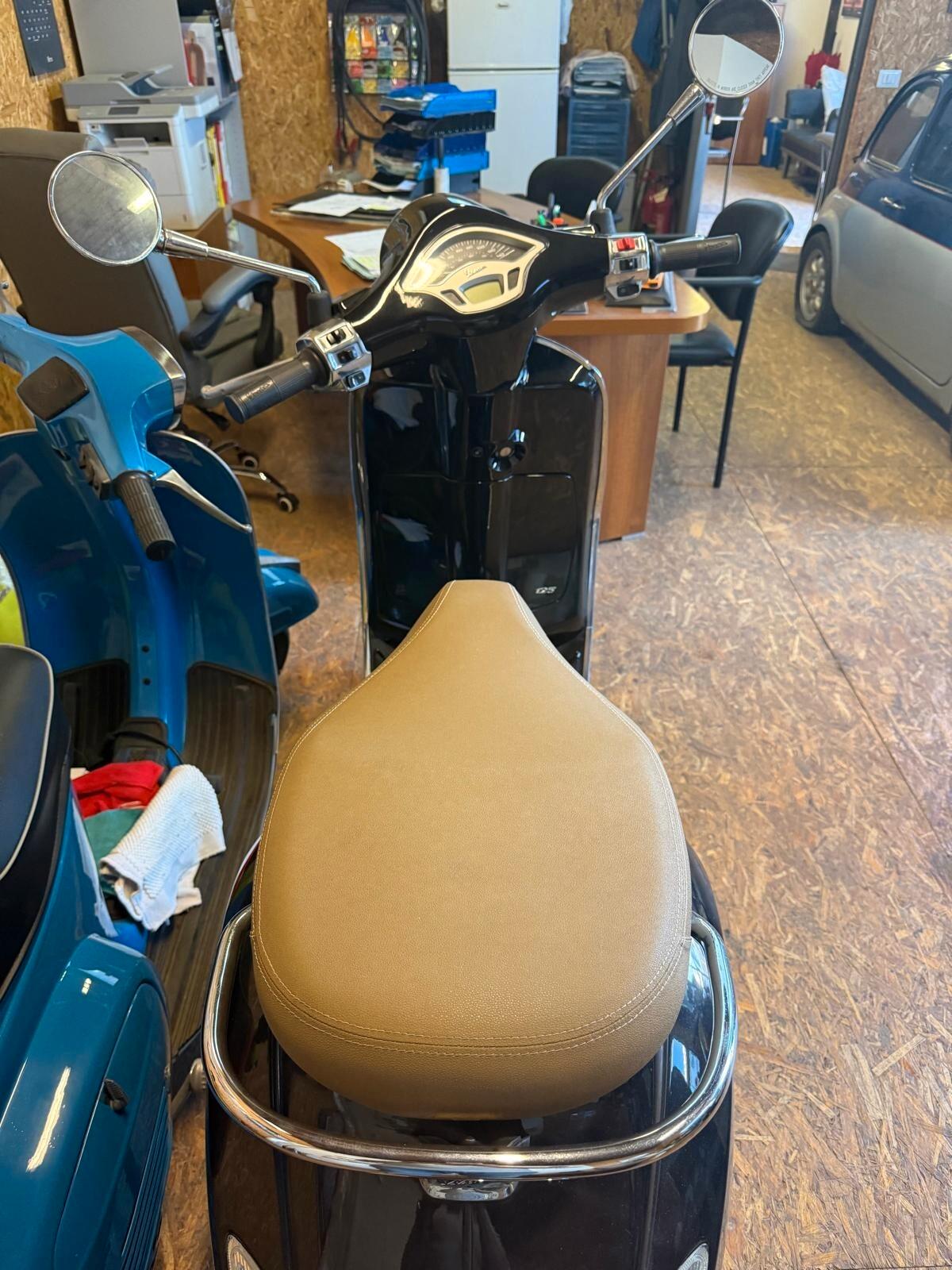 Piaggio Vespa 125 Primavera ""NESSUN OBBLIGO DI FINANAZIMENTO""