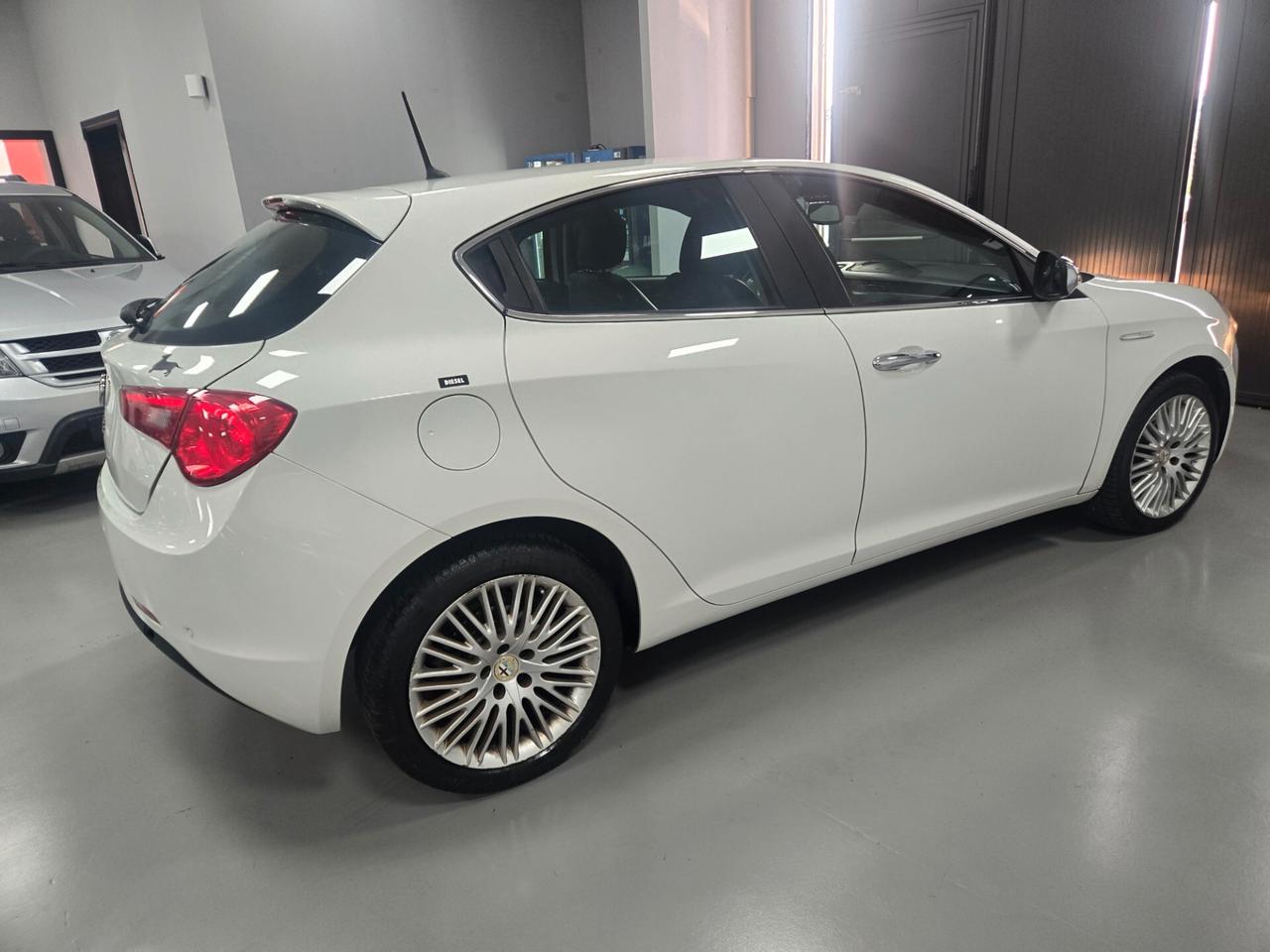 Alfa Romeo Giulietta 1.6 JTDm-2 105 CV Progression