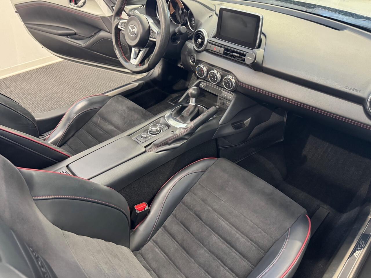 Mazda MX-5 2.0L Skyactiv-G RF Sport RECARO!