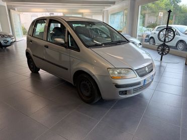 Fiat Idea 1.4 16V Emotion