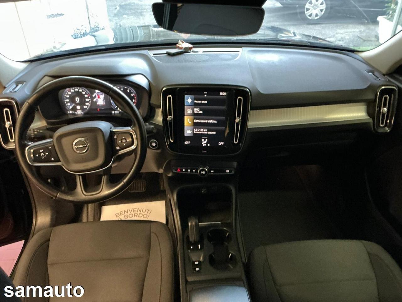 Volvo XC40 1.5 Benzina T2 Momentum auto N1 2021