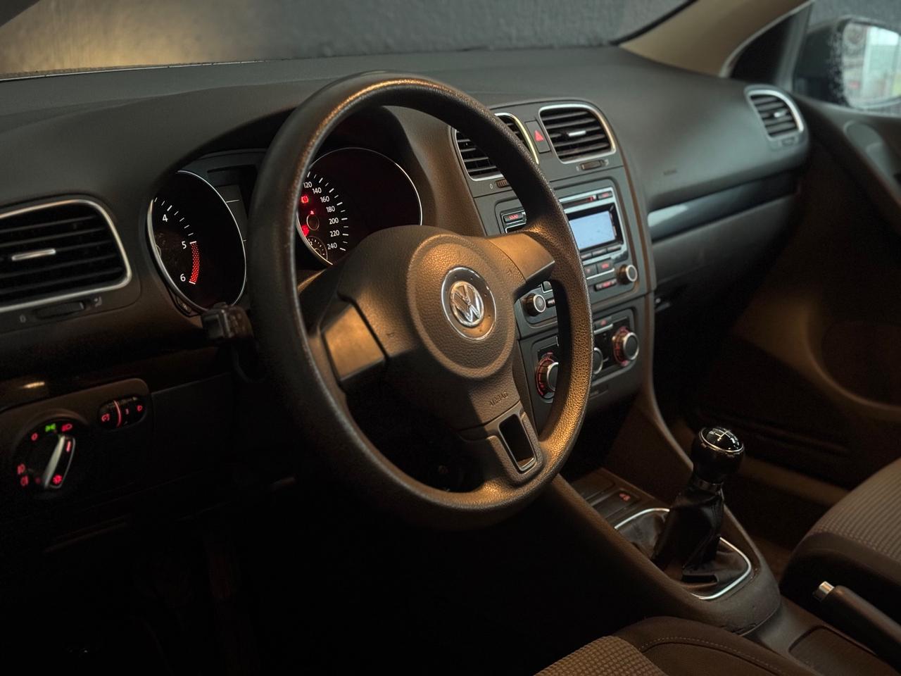 Volkswagen Golf 1.6 TDI DPF 5p. Comf. BlueM. Tech.